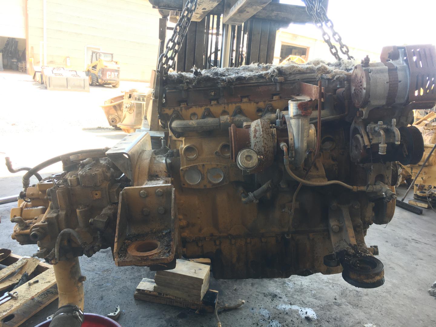 ./imagenes/INVOICE/2019/16826/EXCAVADORA CAT 330D (58).JPG